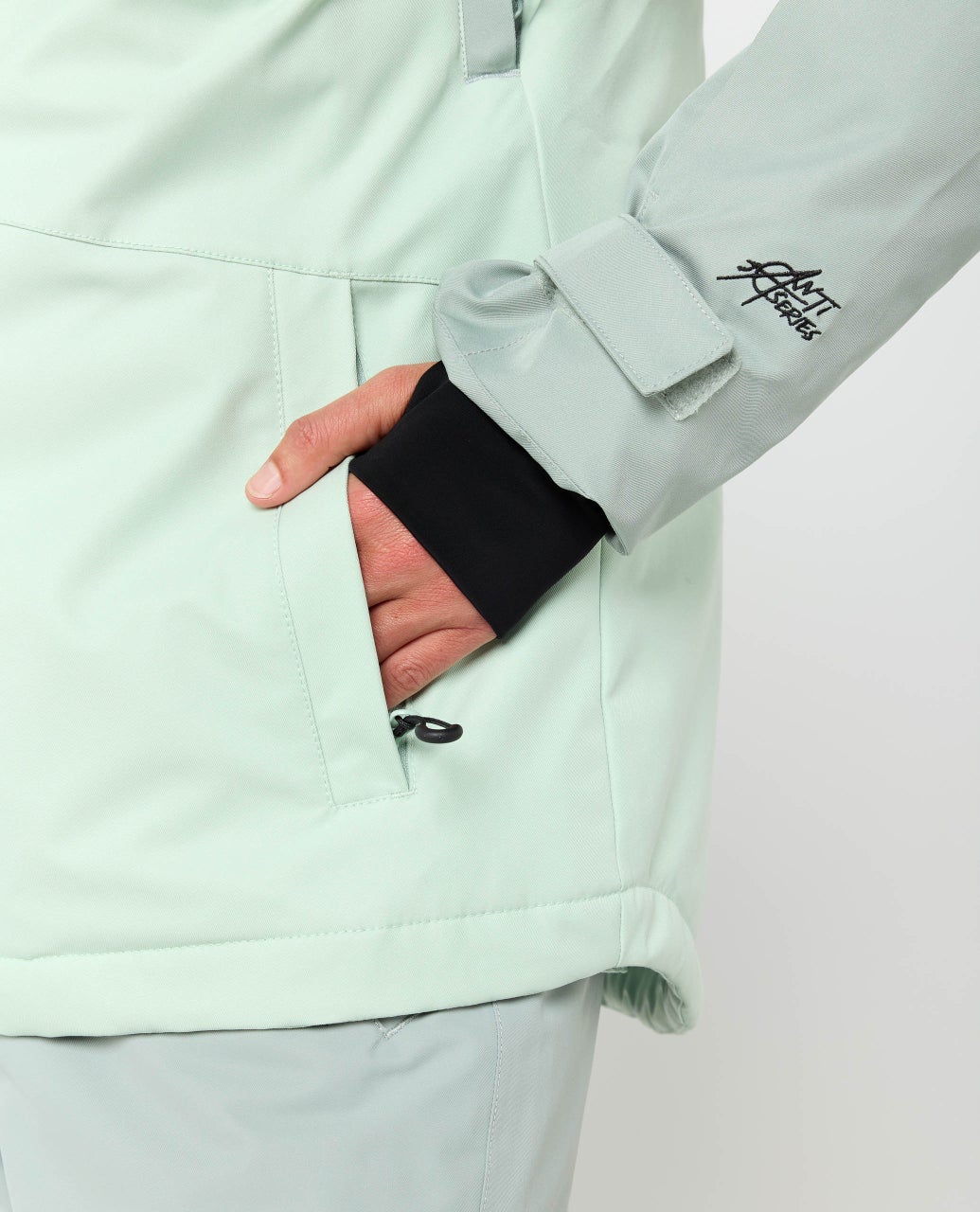 00IWOU_0102_9_1759107521000