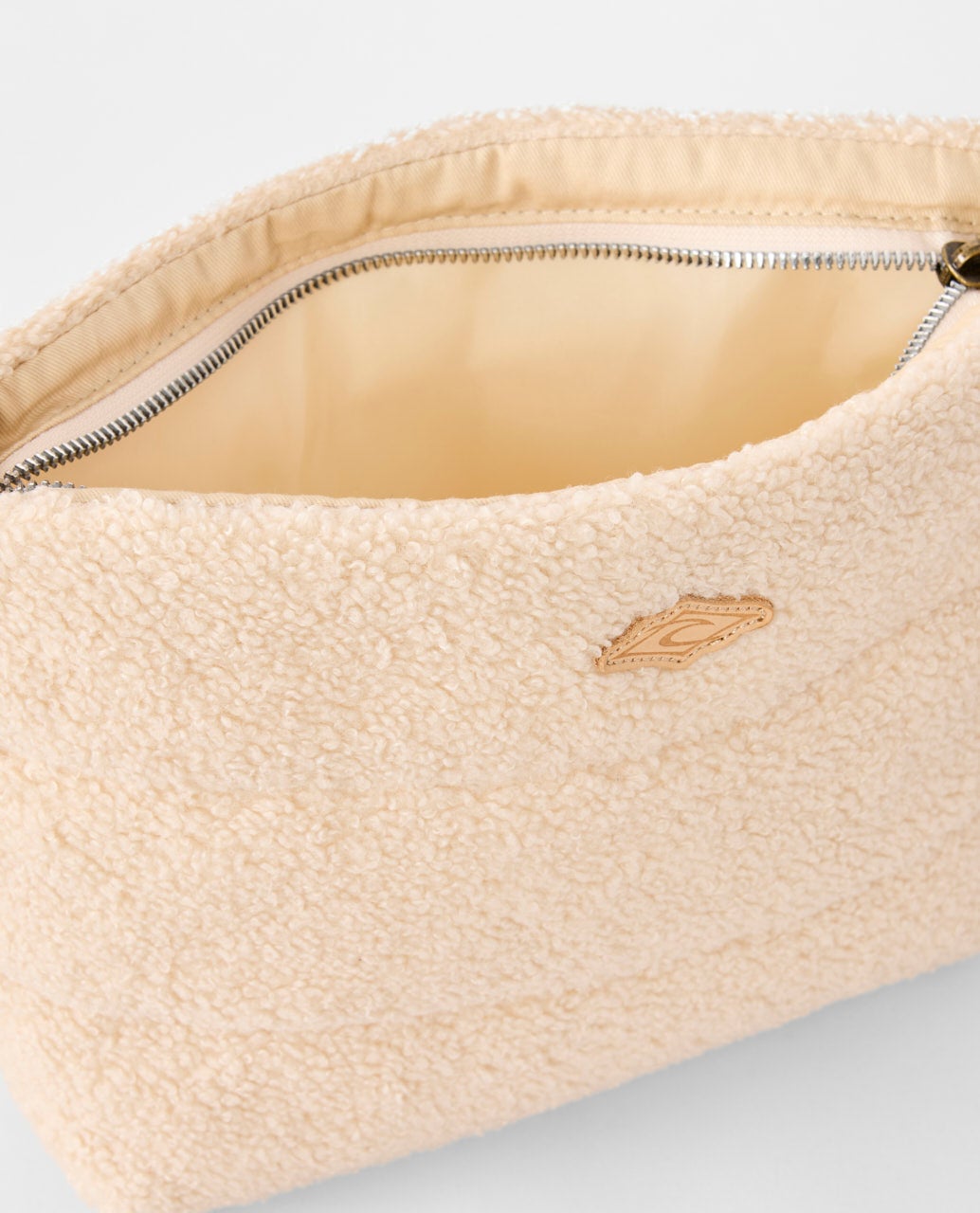 016WWA_0031_5_1759109760000