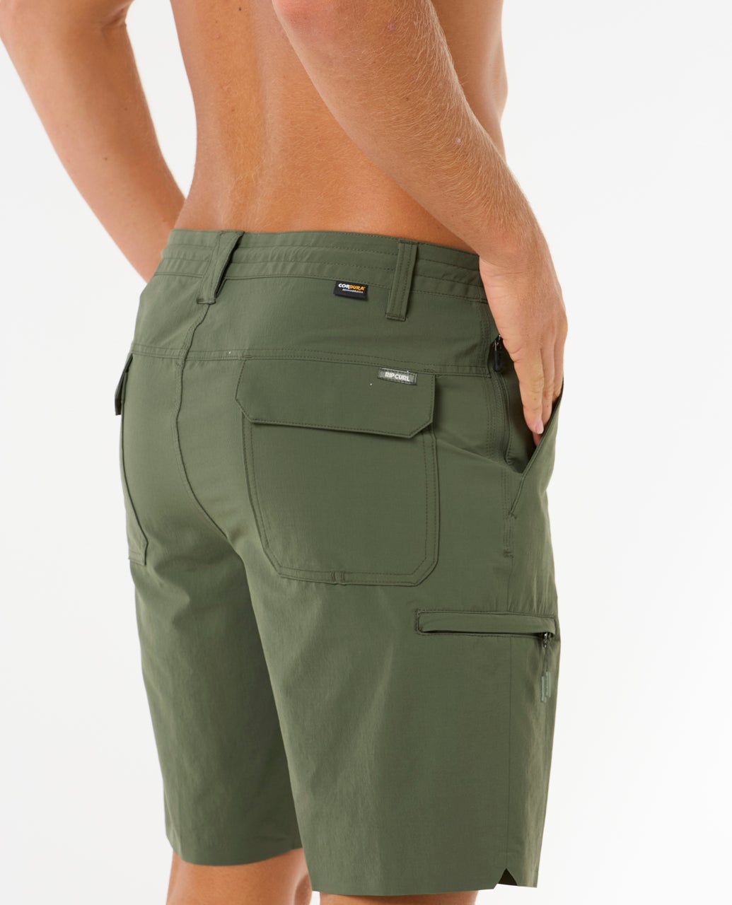 02XMWS_9389_6_1759115199000