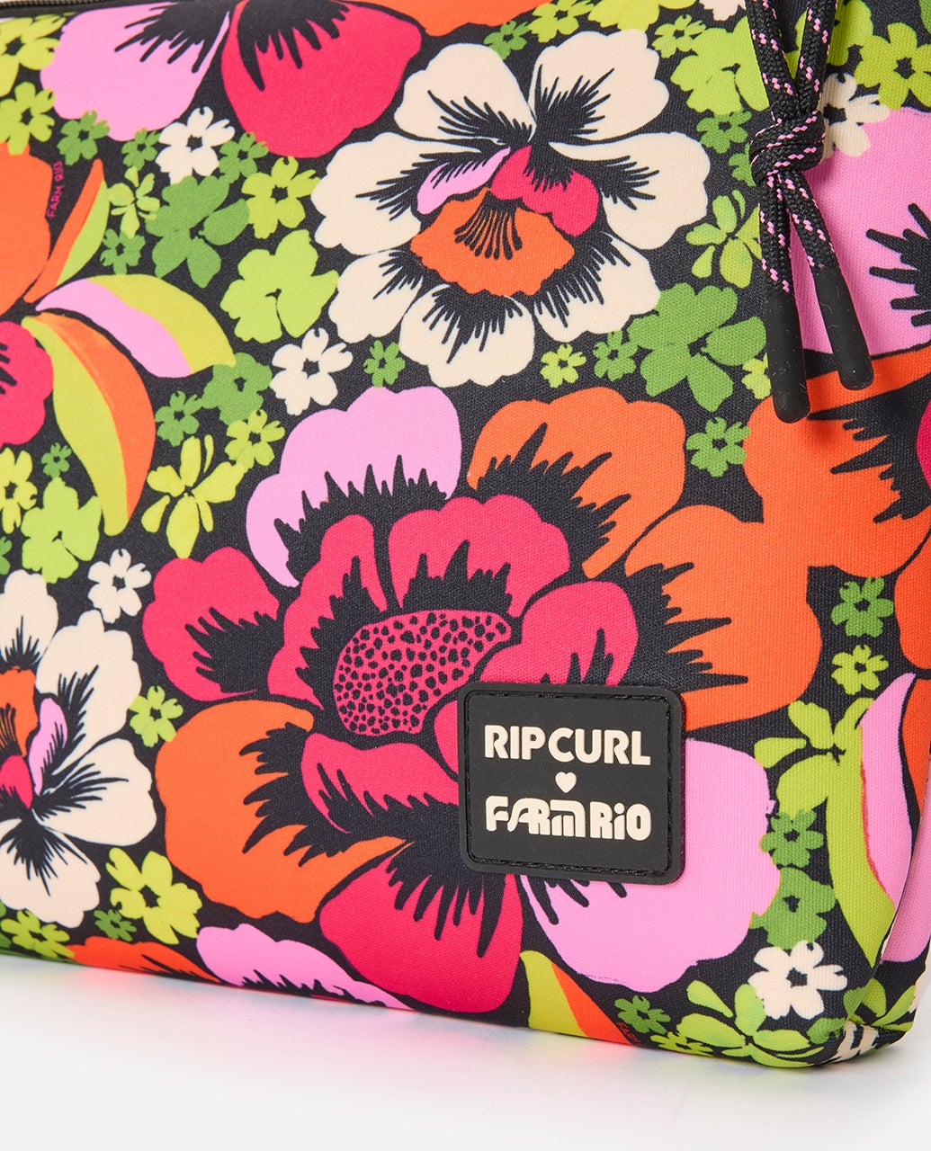 03KWUT_2846_4_1759116998000