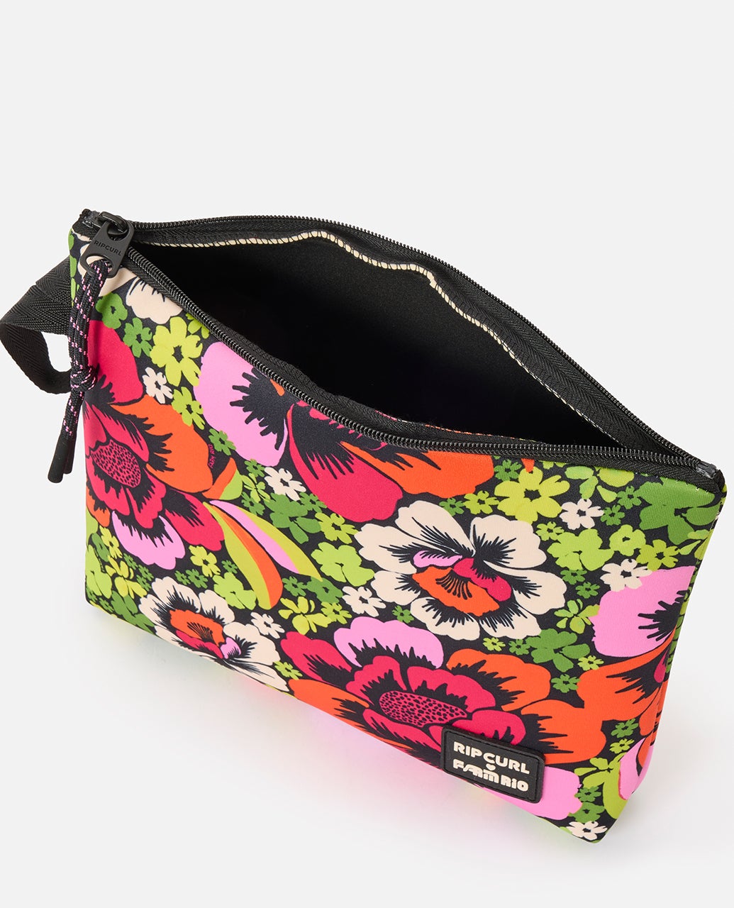 03KWUT_2846_5_1759116999000