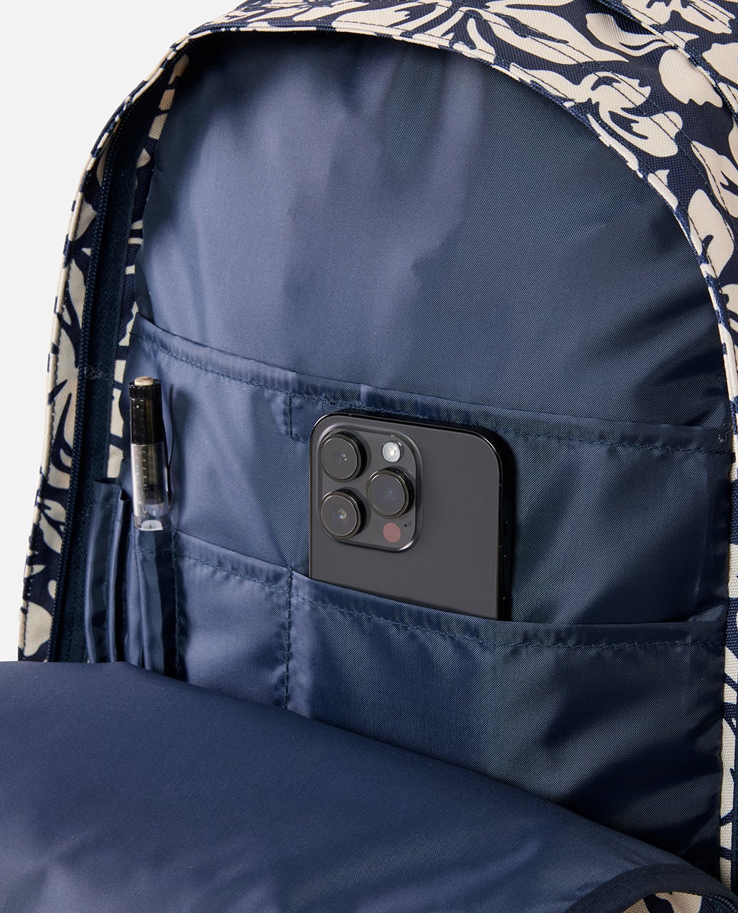 047WBA_0049_5_1759118256000