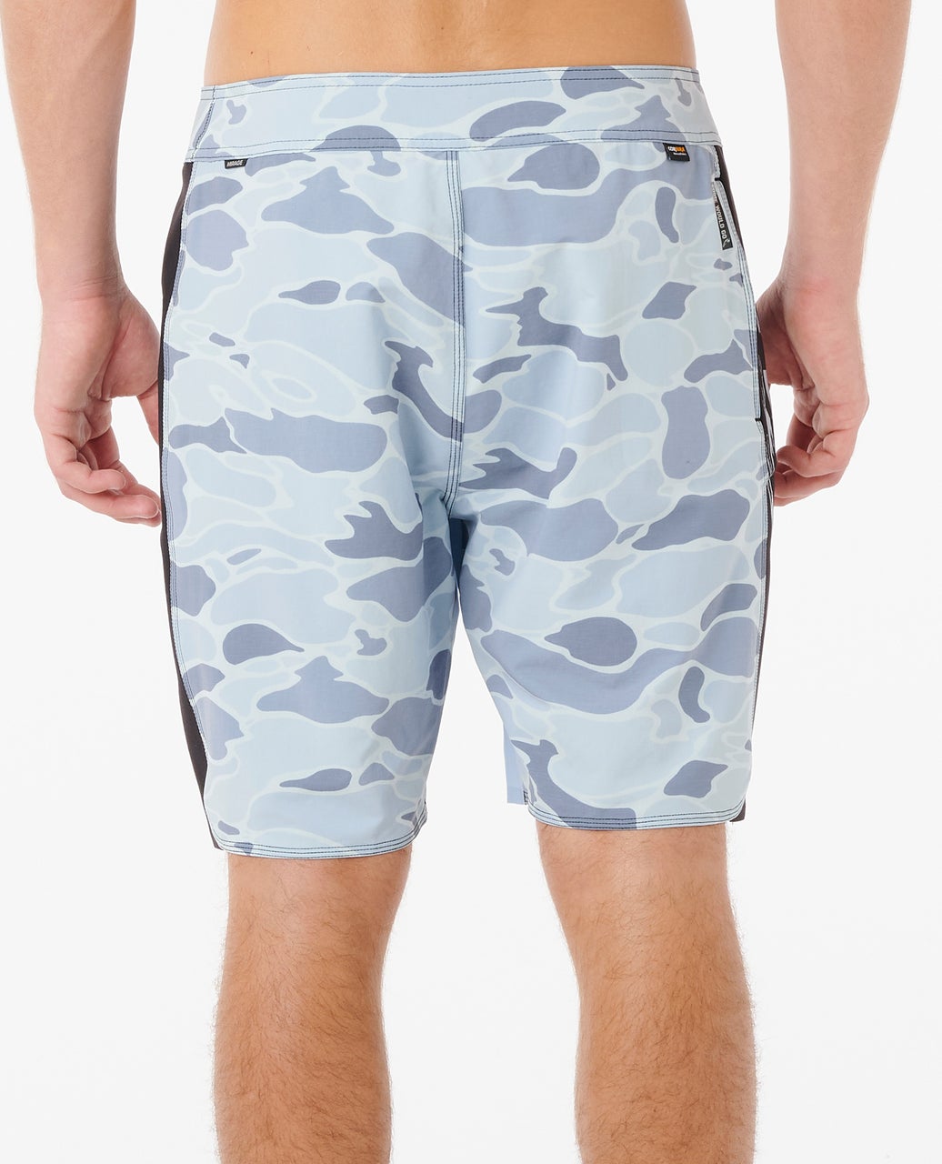 0DXMBO_2368_3_1759128453000