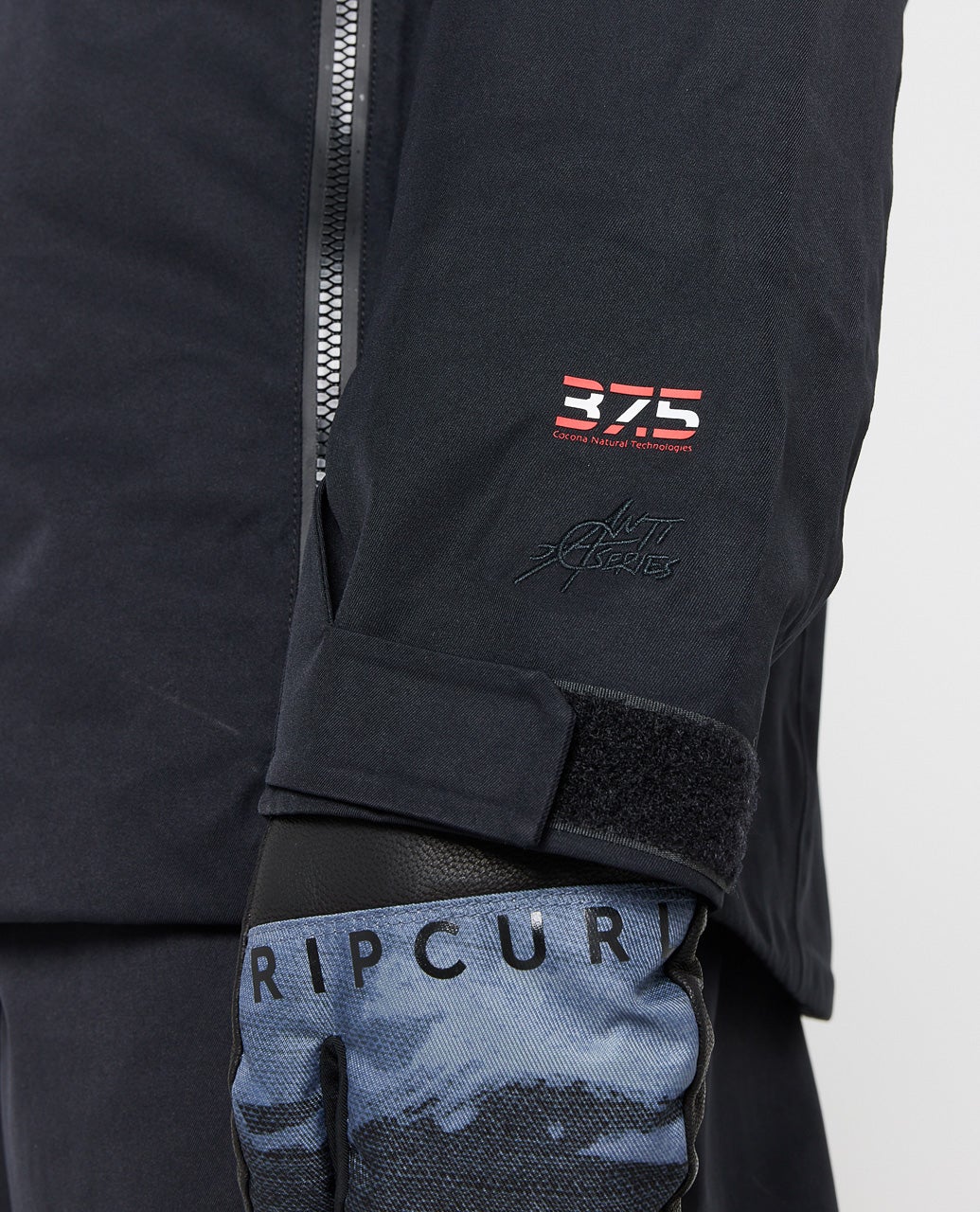 00AMOU_1102_6_1759106571000