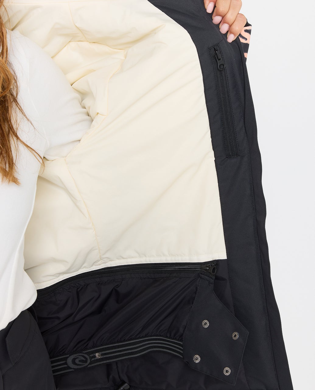 00FWOU_0090_10_1759107133000