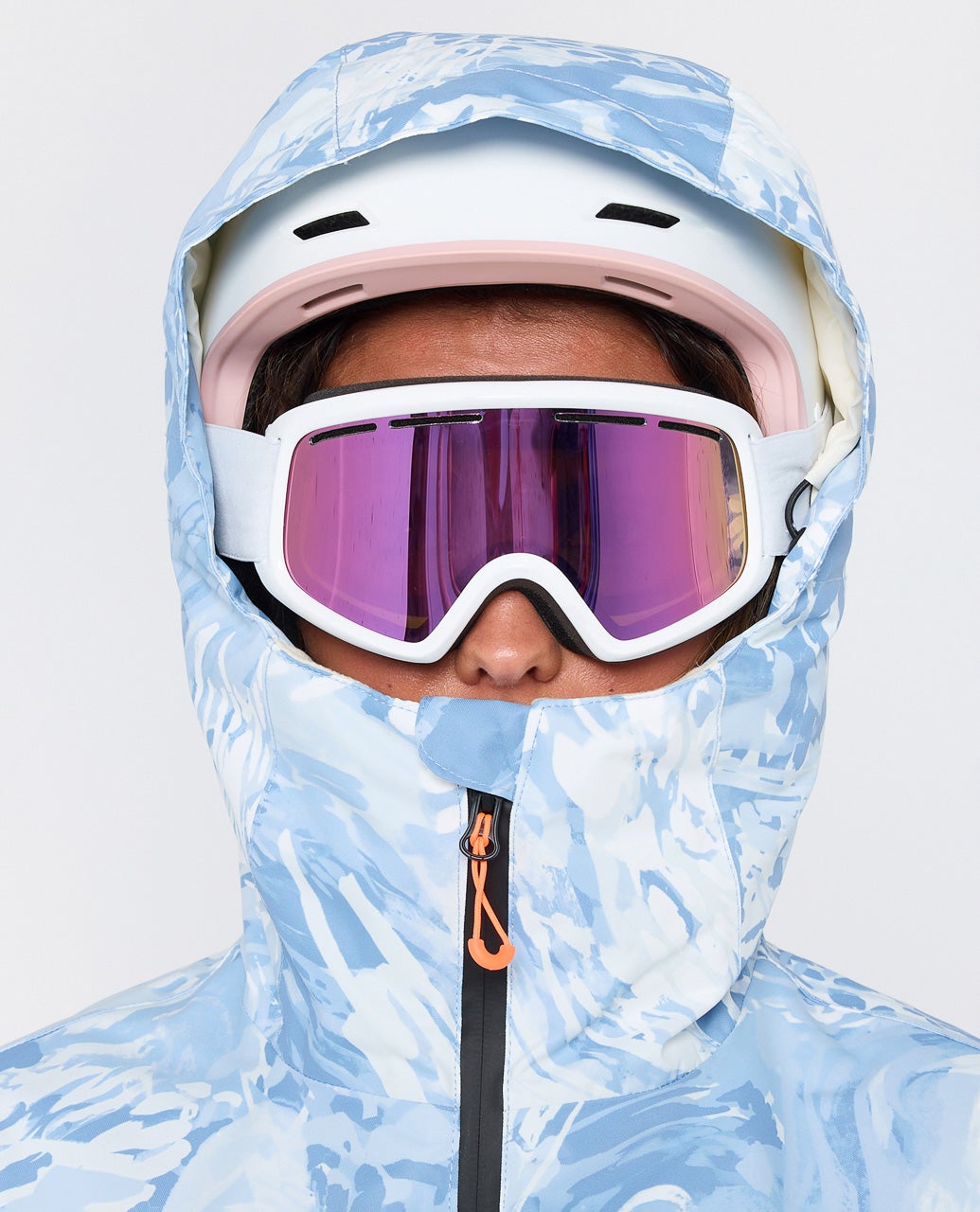 00FWOU_8962_12_1759107153000