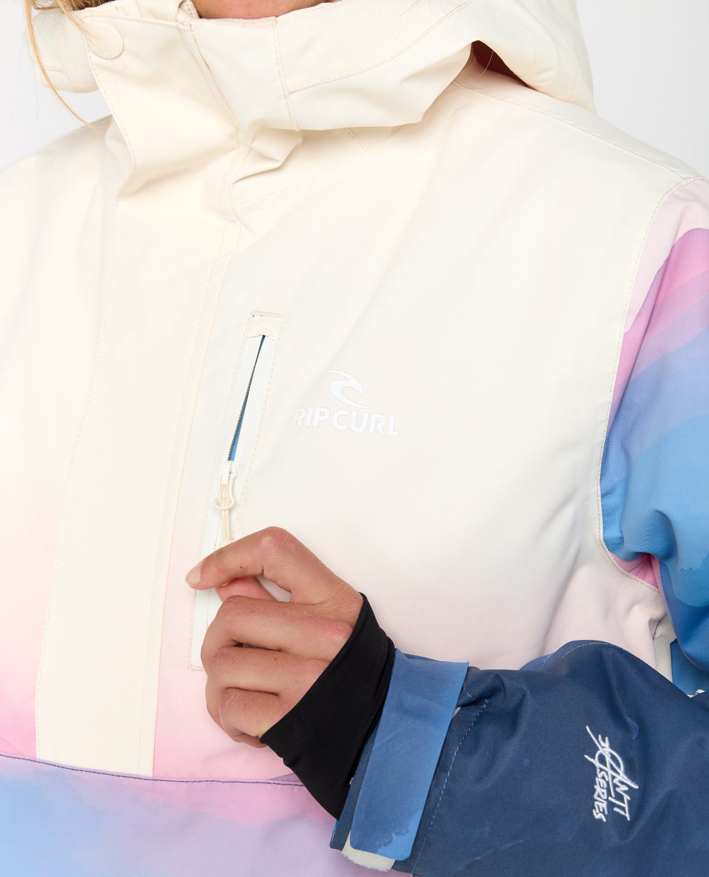 00HWOU_3282_5_1759107417000