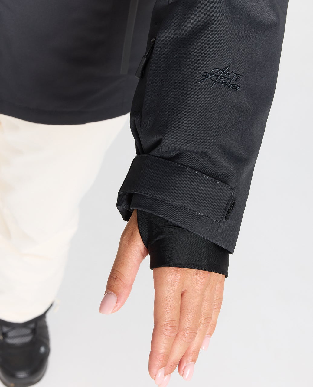 00KWOU_0090_9_1759107757000