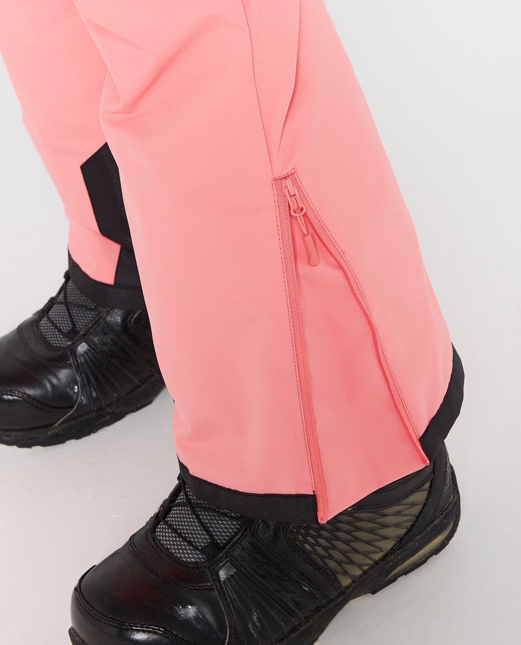 00LWOU_2385_6_1759107859000