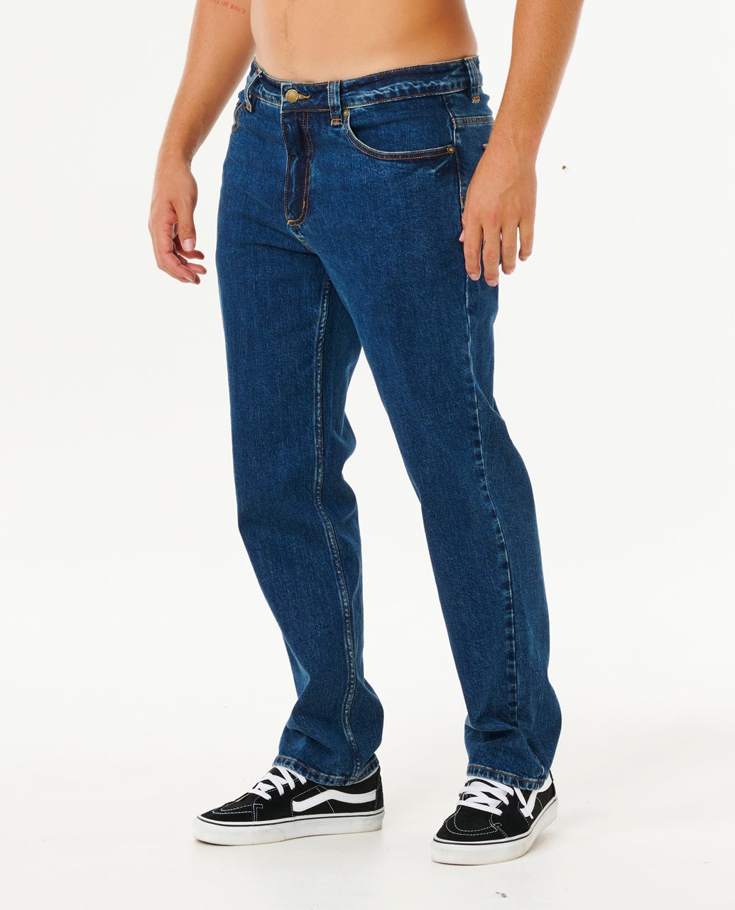 01EMPA_9422_2_1759718584000