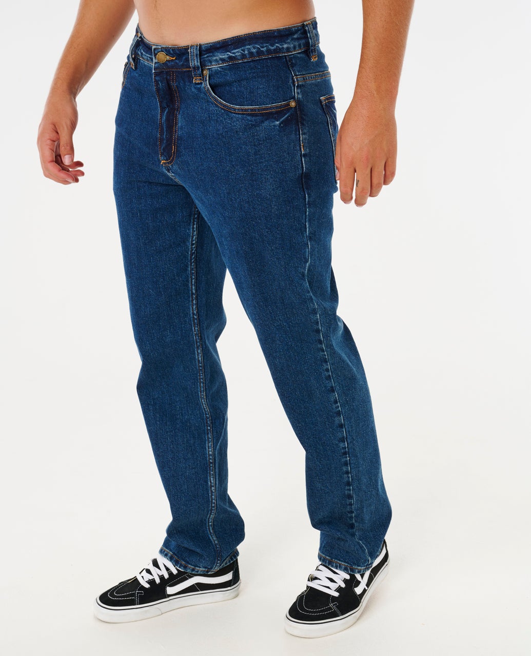 01EMPA_9422_6_1759110663000