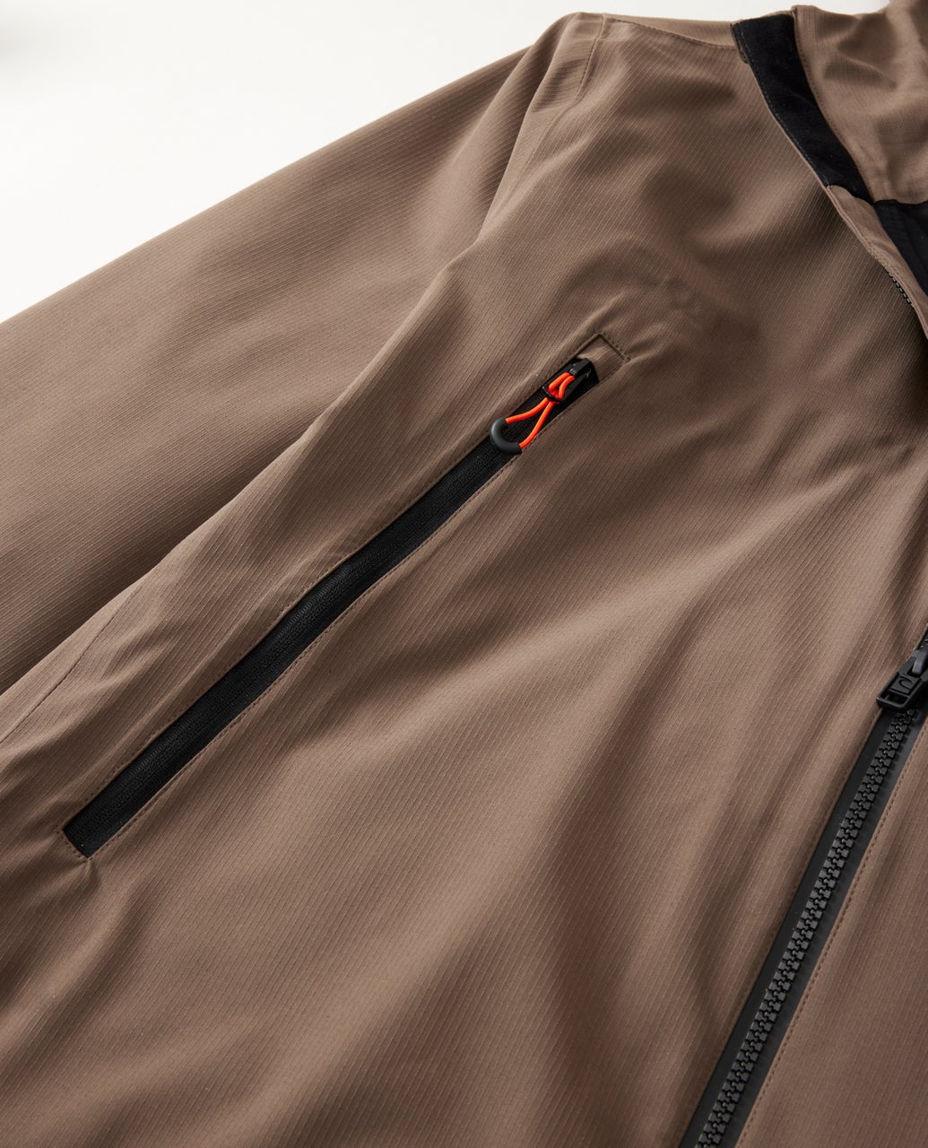 01JMJA_2134_10_1759111127000