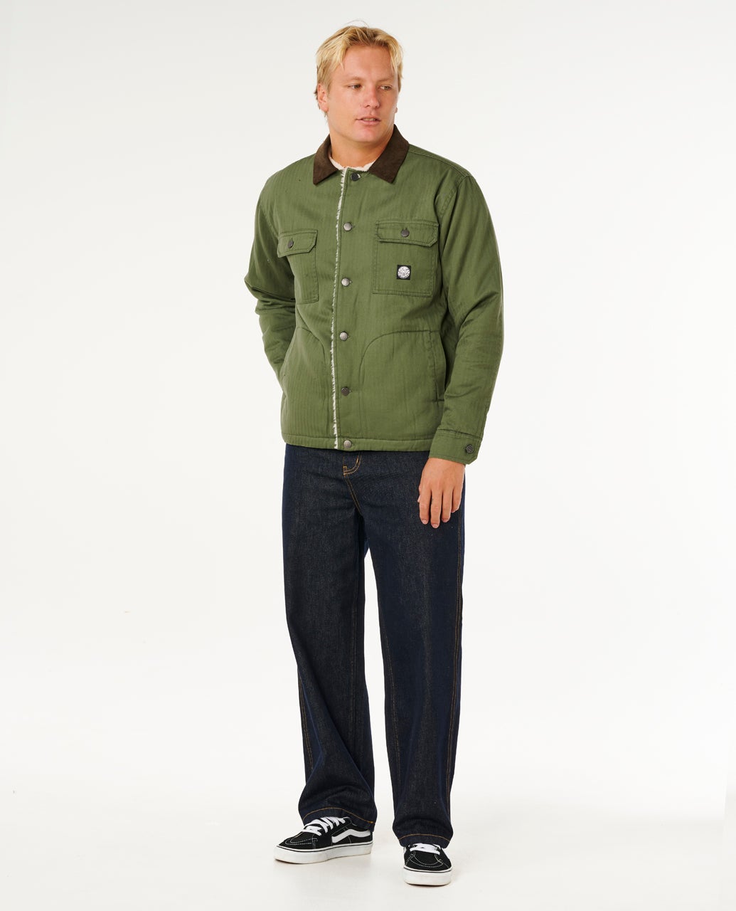 02LMJA_9389_4_1759114338000