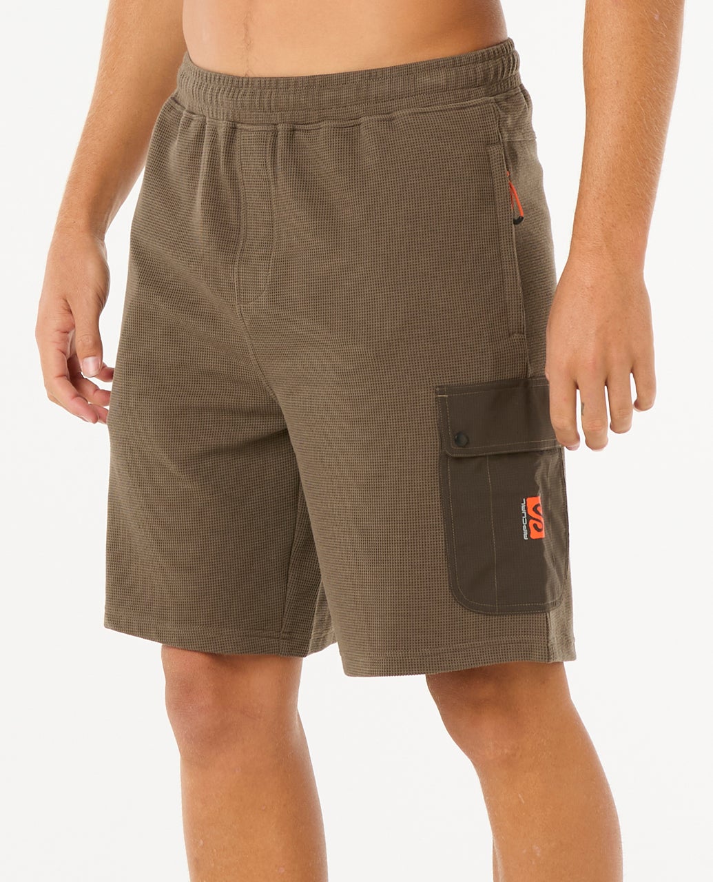 03BMWS_2135_2_1759116317000