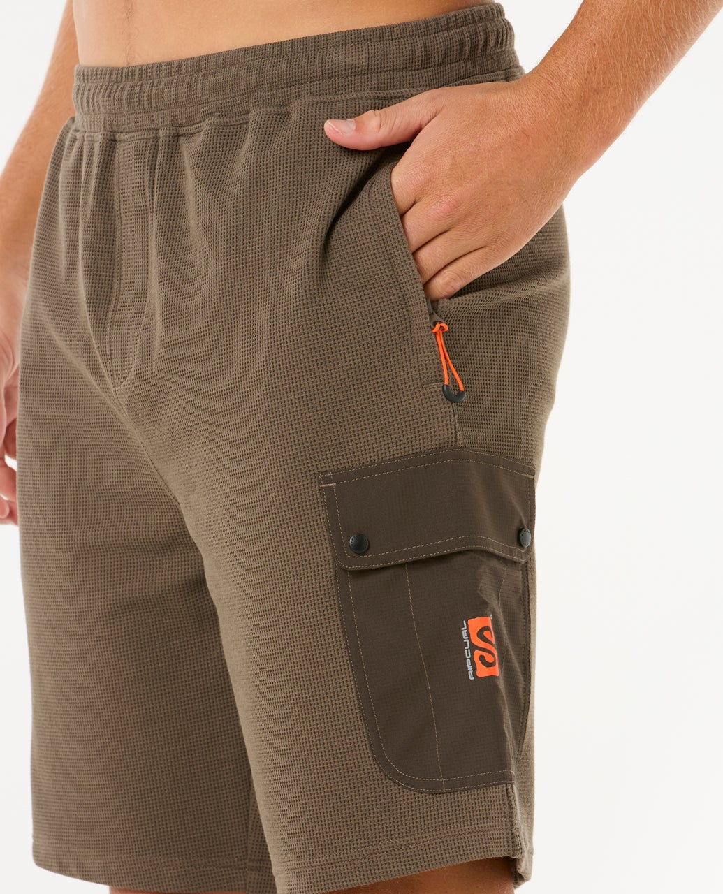 03BMWS_2135_5_1759116318000