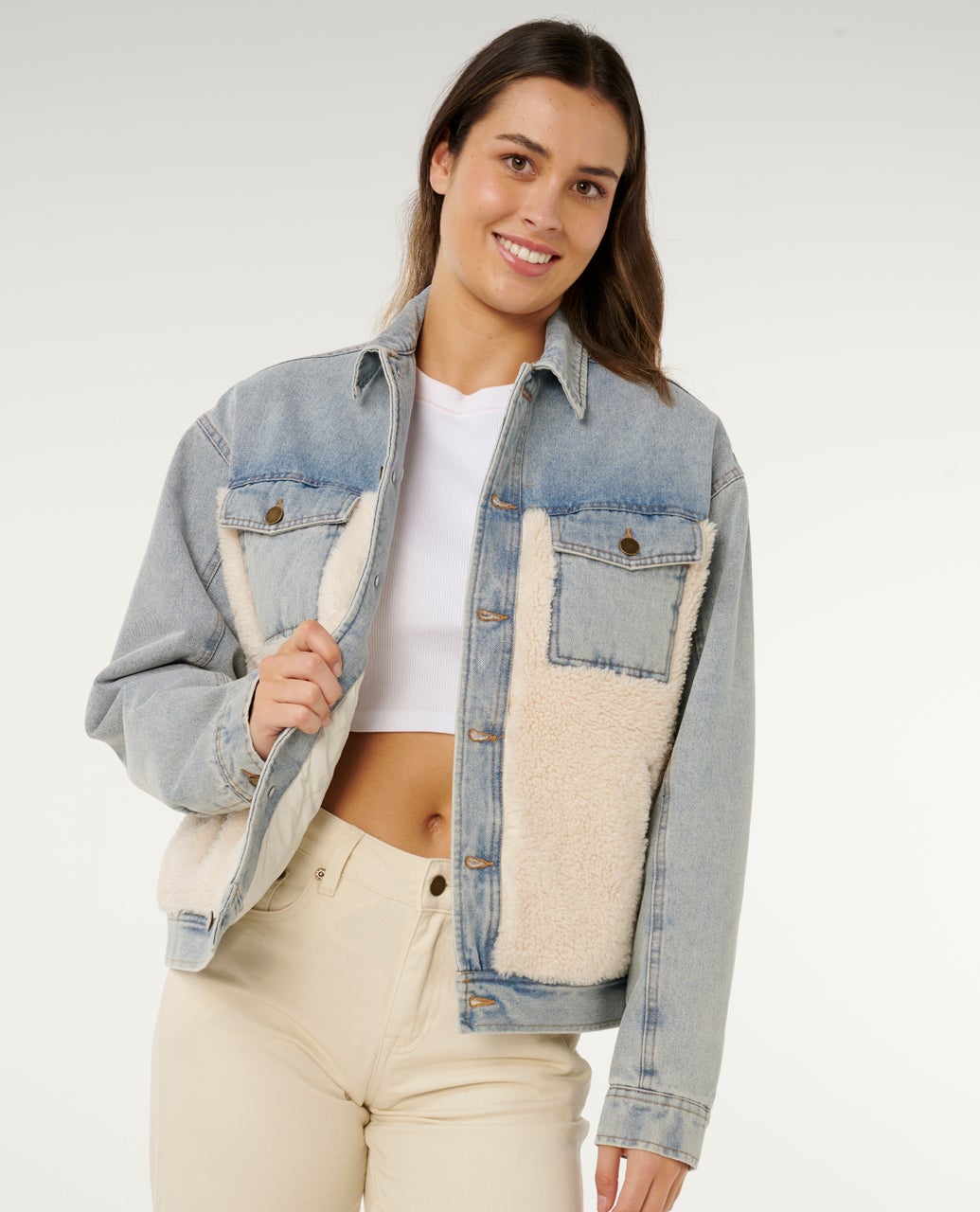 03HWJA_9756_6_1759723565000