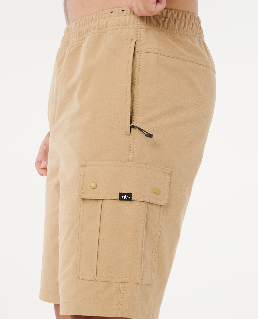 042MWS_0064_5_1759118061000