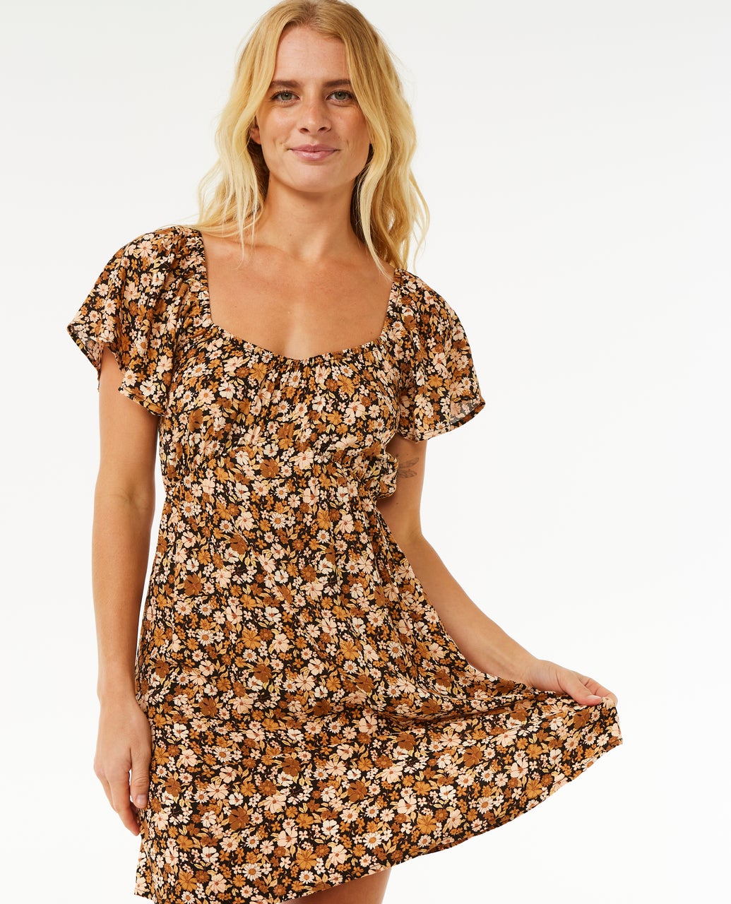 047WDR_0009_6_1759118264000