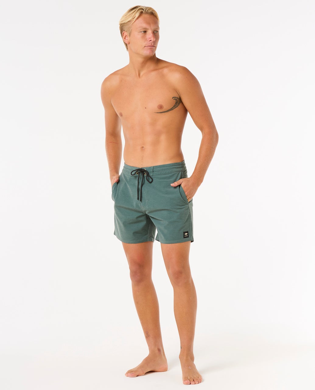 04JMBO_3434_4_1759118901000