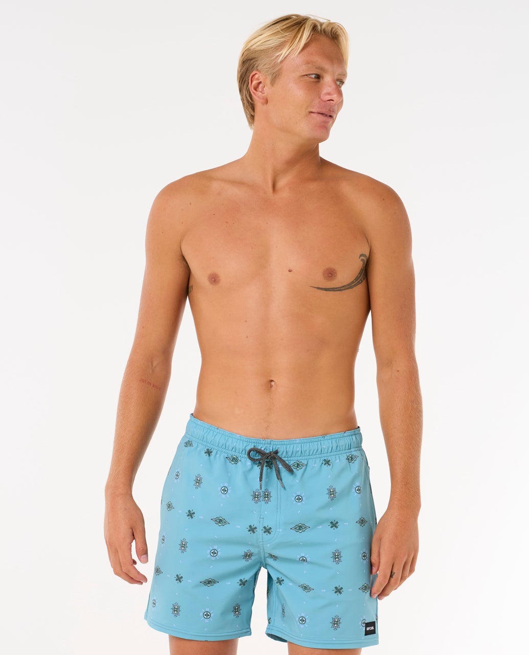 09GMBO_3038_6_1759124701000