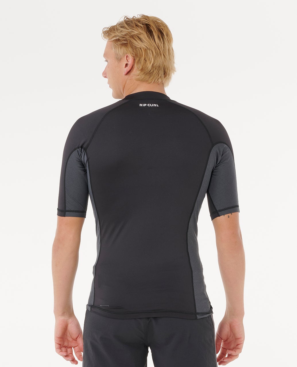 Mmrv Rash Normal Waves UPF50 Performance Short Sleeve Rash Vest – Rip Curl