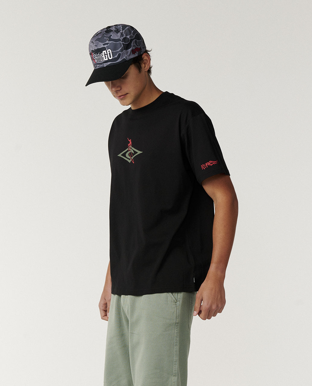 Eddie Would Go Petro Diamond T-Shirt Loose